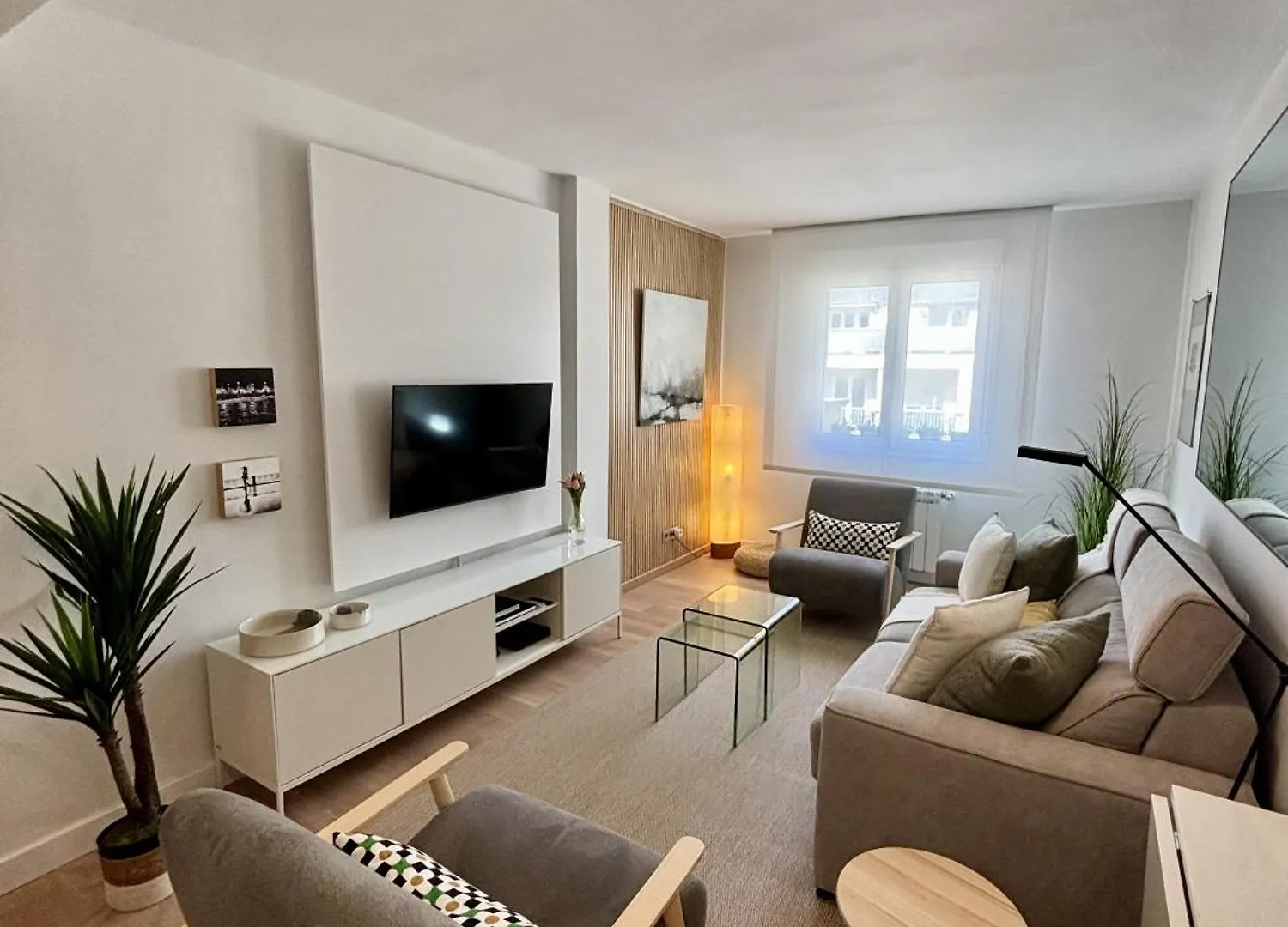 Apartamento A 100 Metros De La Playa Zurriola 산세바스티안 0*,